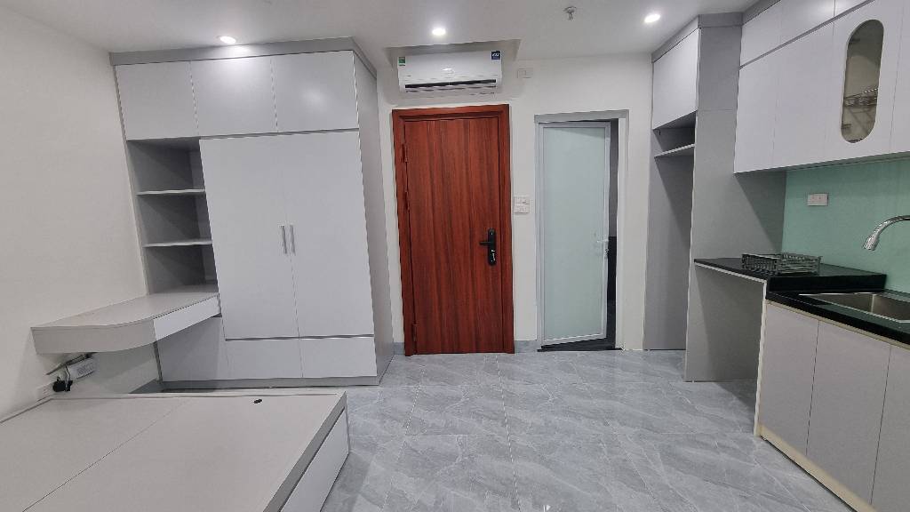 Bán nhà Định Công Thượng - diện tích 53m2 7 tầng - Ô tô đỗ cửa - giá 15,3 tỷ