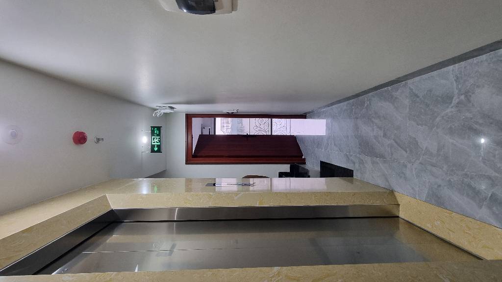 Bán nhà Định Công Thượng - diện tích 53m2 7 tầng - Ô tô đỗ cửa - giá 15,3 tỷ