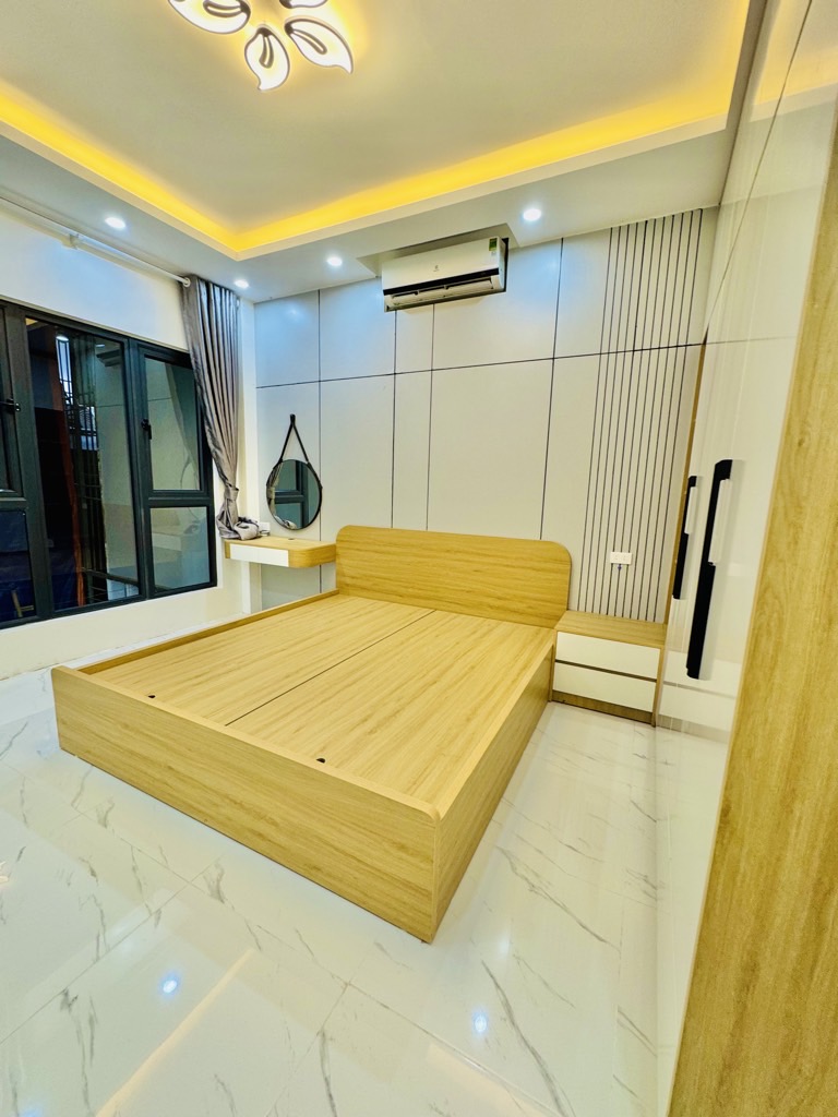 Bán nhà Tân Mai - diện tích 26m2 4 tầng - Nhà riêng nội thất đẹp - giá 3,8 tỷ