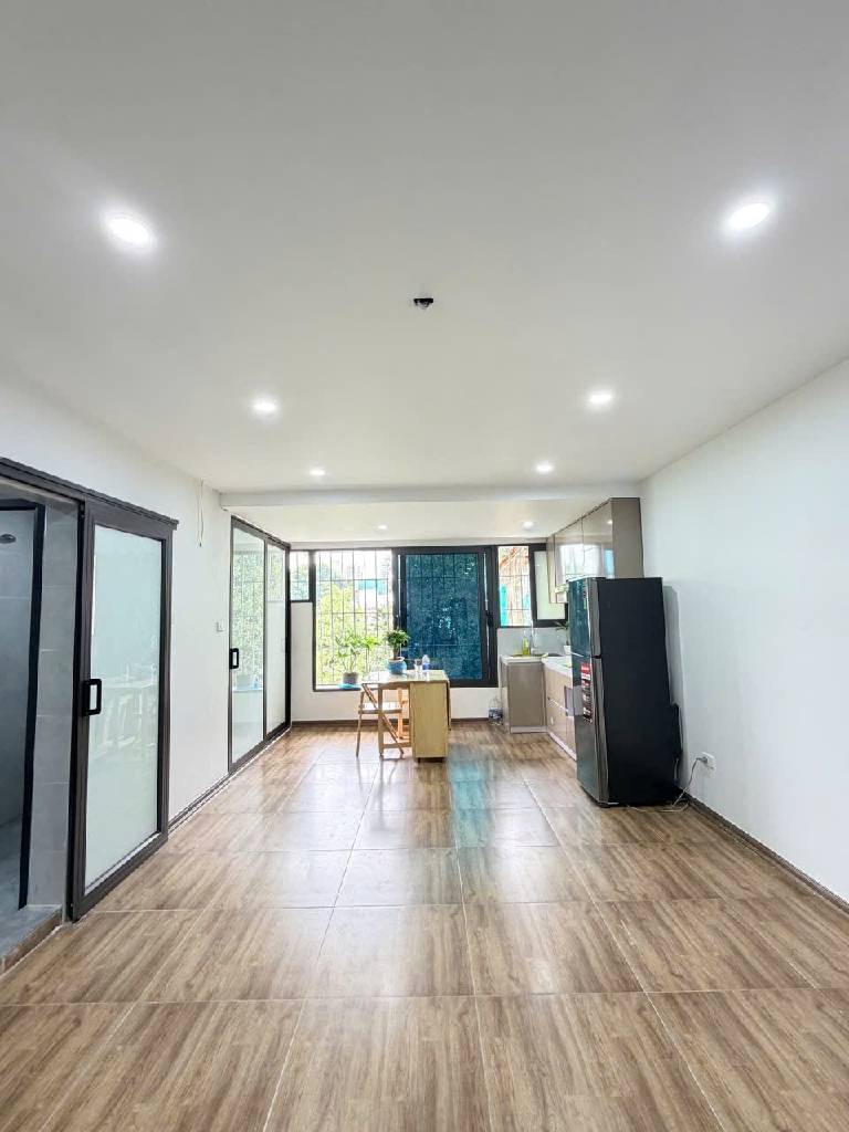 Bán nhà Nguyễn Quý Đức - diện tích 90m2 4 tầng - Nhà siêu đẹp 2 PN 2 WC - giá 5,6 tỷ