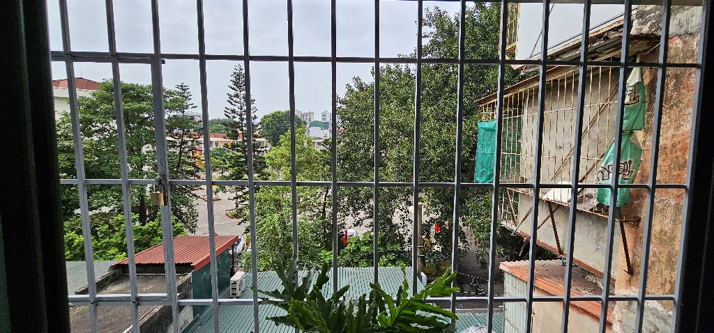 Bán nhà Nguyễn Quý Đức - diện tích 90m2 4 tầng - Nhà siêu đẹp 2 PN 2 WC - giá 5,6 tỷ