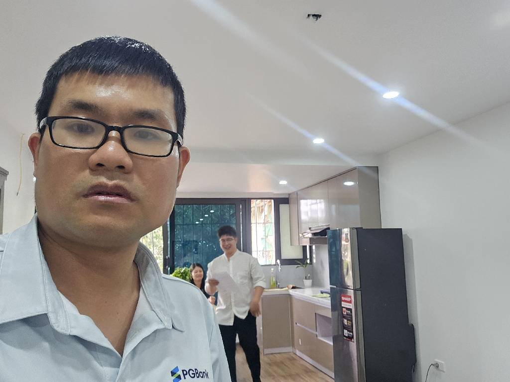 Bán nhà Nguyễn Quý Đức - diện tích 90m2 4 tầng - Nhà siêu đẹp 2 PN 2 WC - giá 5,6 tỷ