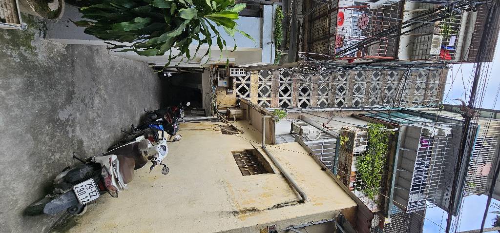 Bán nhà Nguyễn Quý Đức - diện tích 90m2 4 tầng - Nhà siêu đẹp 2 PN 2 WC - giá 5,6 tỷ