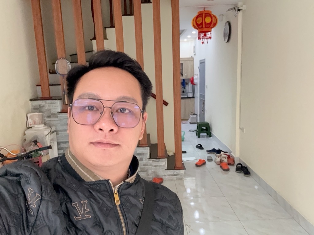 Bán nhà Lĩnh Nam - diện tích 38m2 3 tầng - Mặt ngõ thông ô tô kinh doanh - giá 4,2 tỷ