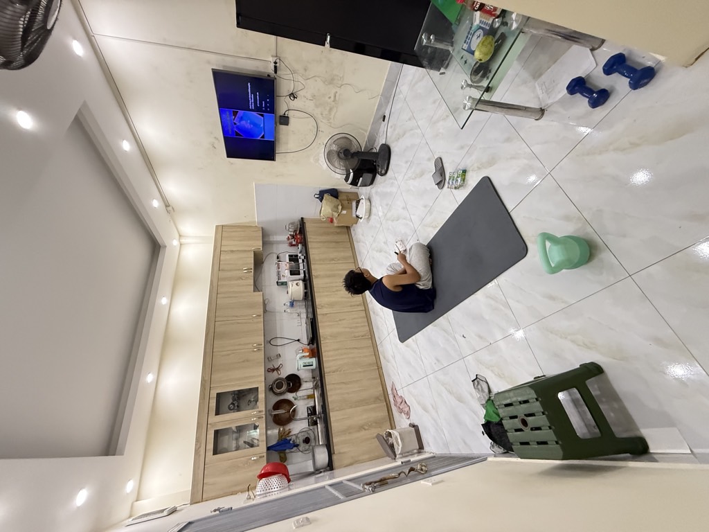 Bán nhà Lĩnh Nam - diện tích 38m2 3 tầng - Mặt ngõ thông ô tô kinh doanh - giá 4,2 tỷ