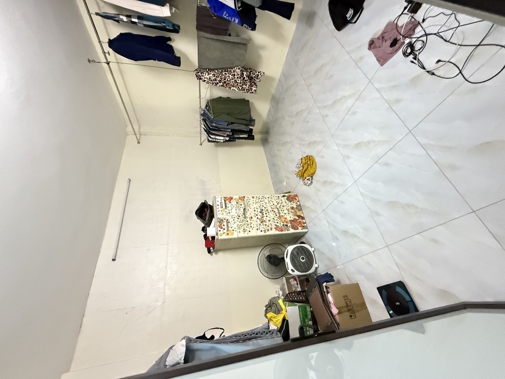 Bán nhà Lĩnh Nam - diện tích 38m2 3 tầng - Mặt ngõ thông ô tô kinh doanh - giá 4,2 tỷ