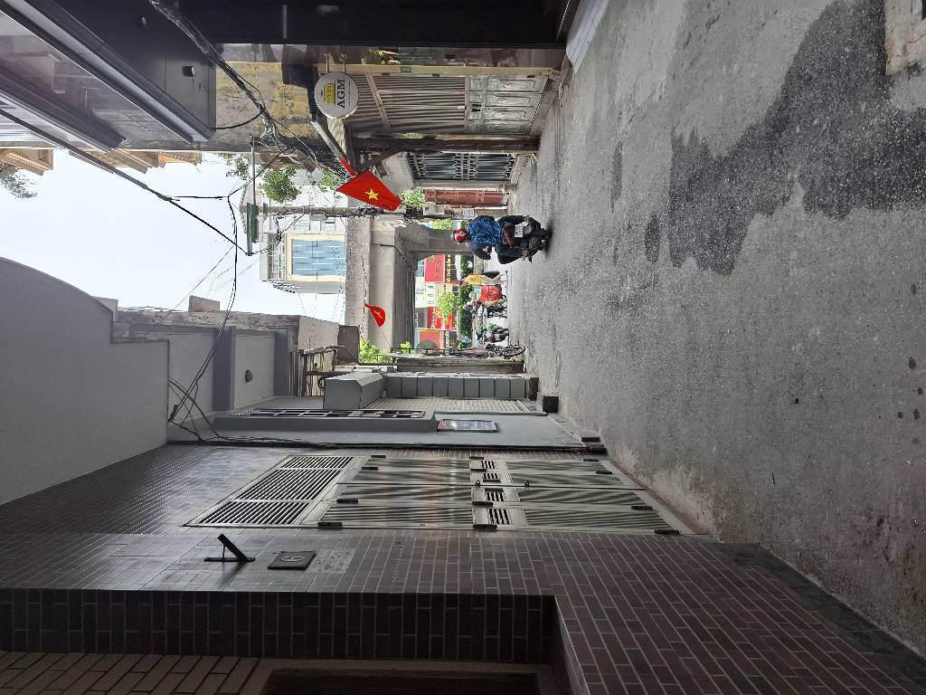 Bán nhà Nguyễn Xiển - diện tích 63.8m2 6 tầng - HIẾM - THANG MÁY - giá 24 tỷ