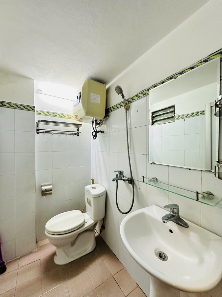 Bán nhà Bùi Xương Trạch - diện tích 25m2 5 tầng - Lô góc 3 mặt thoáng - giá 7,15 tỷ