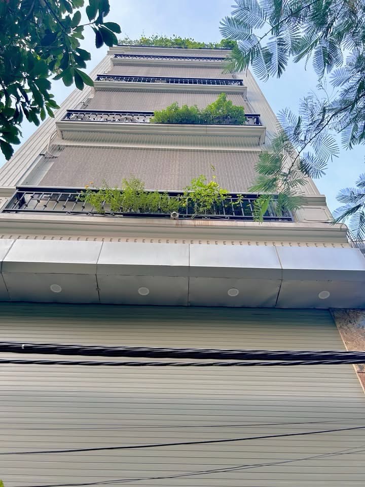 Bán nhà Vĩnh Tuy - diện tích 65,6m2 3 tầng - Ô TÔ TRÁNH - giá 21 tỷ