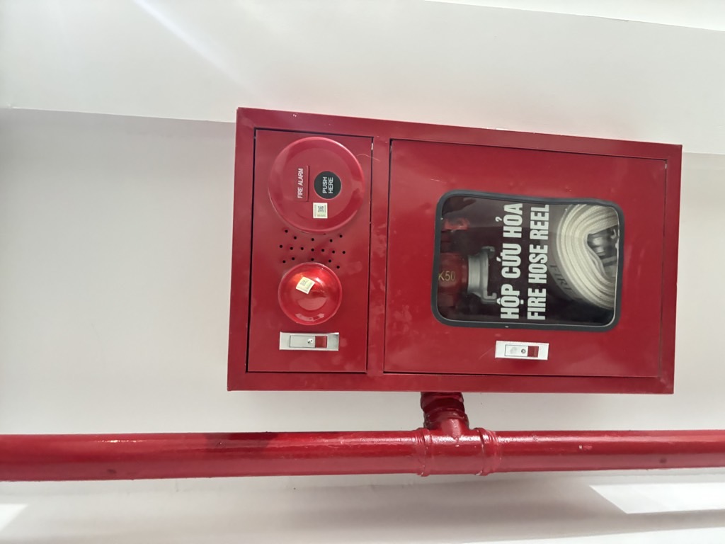 Bán nhà Triệu Việt Vương - diện tích 30m2 7 tầng - Thang máy - giá 21 tỷ