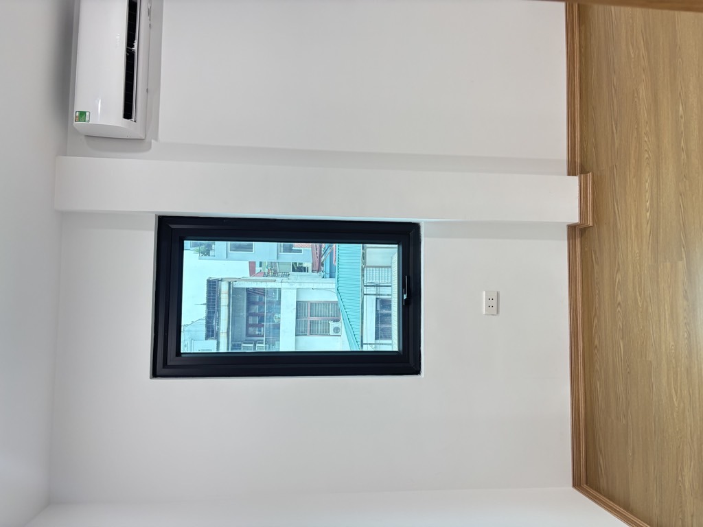 Bán nhà Triệu Việt Vương - diện tích 30m2 7 tầng - Thang máy - giá 21 tỷ