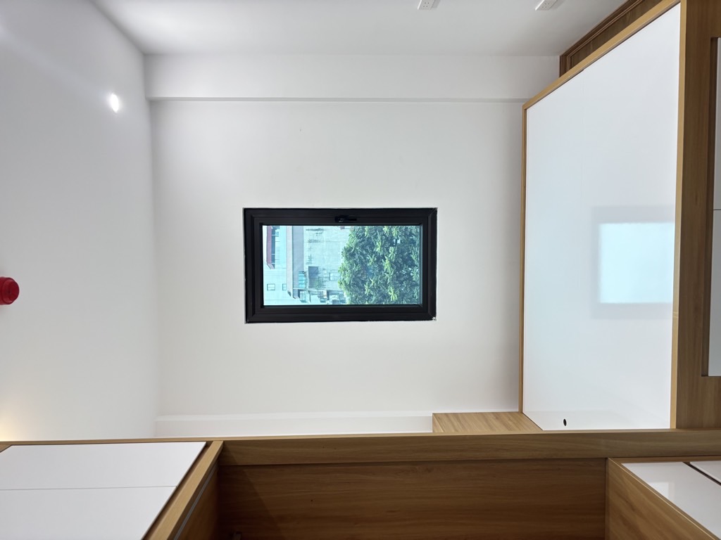 Bán nhà Triệu Việt Vương - diện tích 30m2 7 tầng - Thang máy - giá 21 tỷ