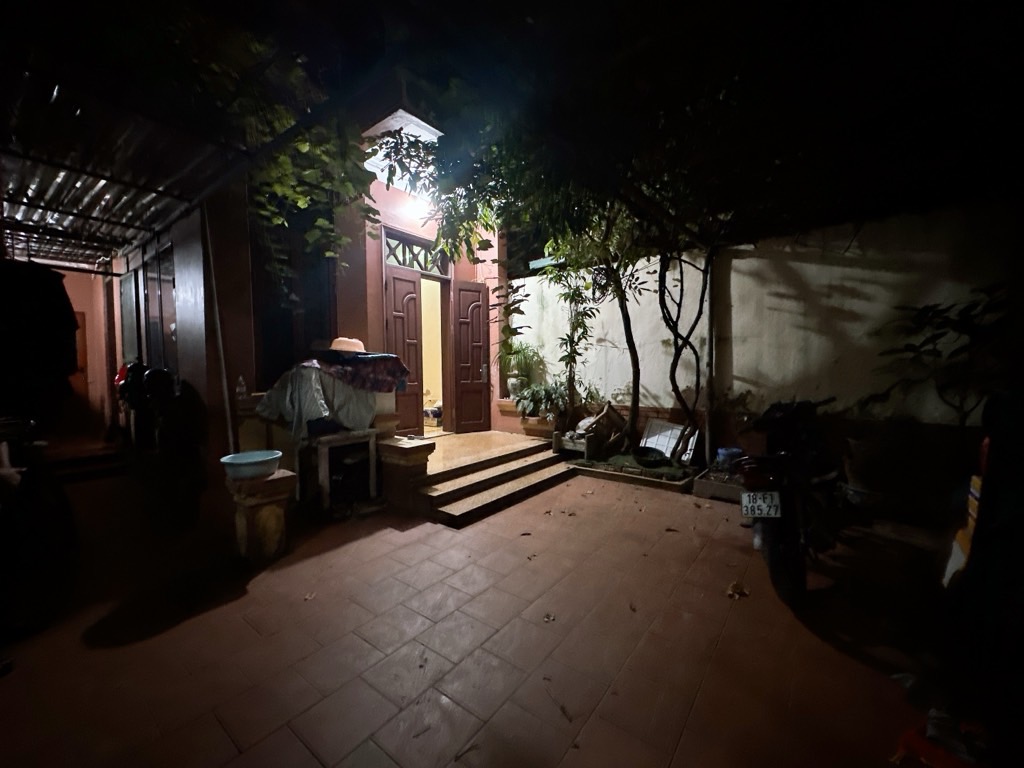 Bán nhà Trương Định - diện tích 80m2 2 tầng - Nhà 3 mặt thoáng - giá 5,9 tỷ