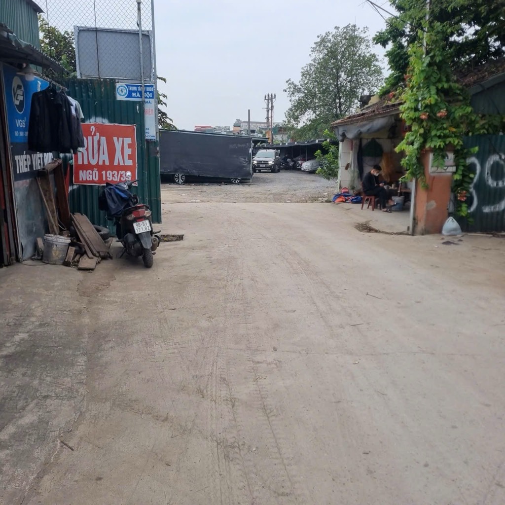 Bán nhà Định Công Hạ - diện tích 80m2 1 tầng - Nhà đẹp có thể lên tầng - giá 2,9 tỷ