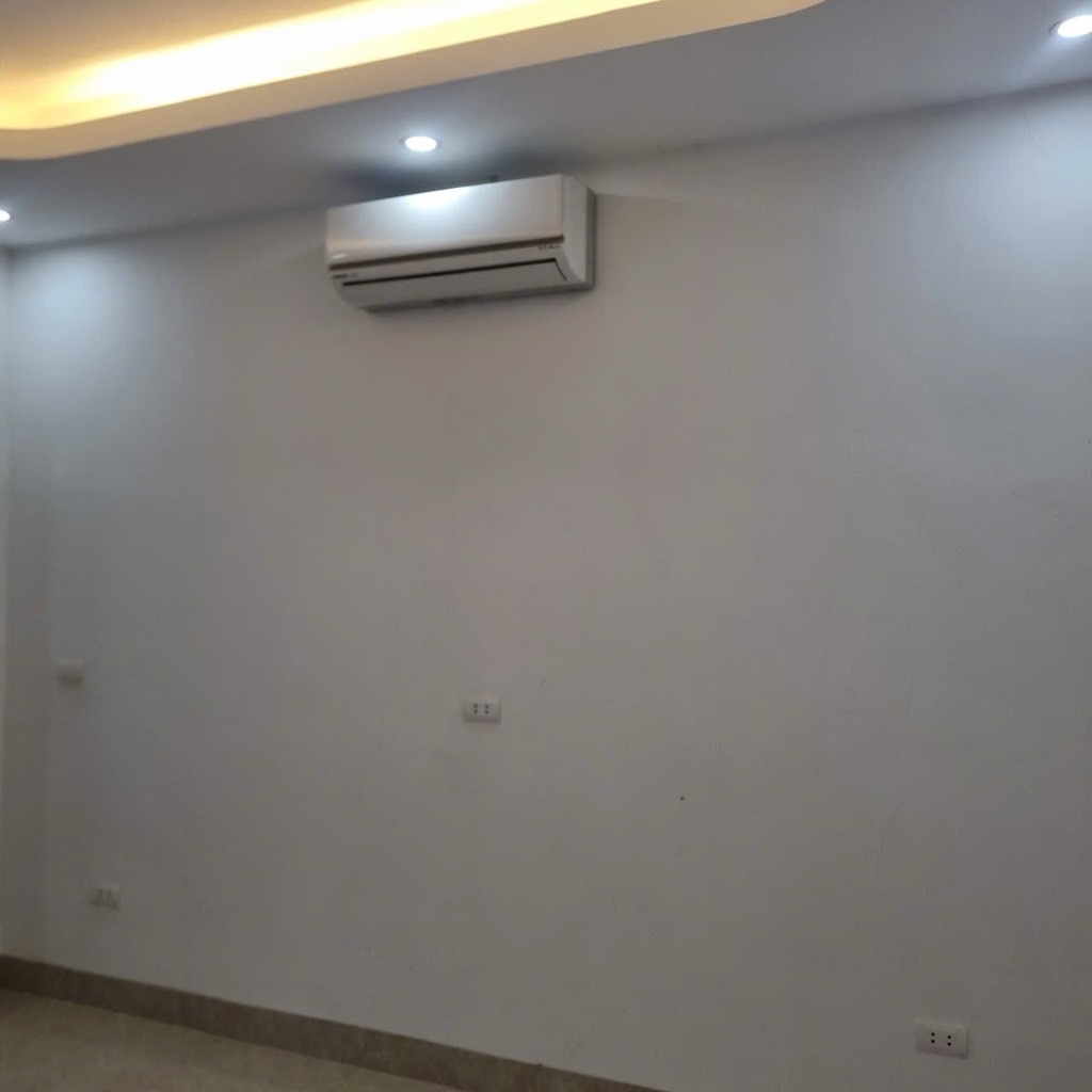 Bán nhà Định Công Hạ - diện tích 80m2 1 tầng - Nhà đẹp có thể lên tầng - giá 2,9 tỷ