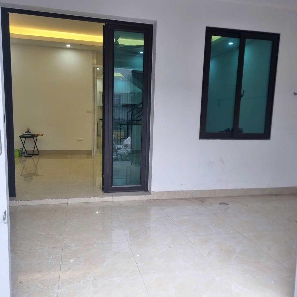 Bán nhà Định Công Hạ - diện tích 80m2 1 tầng - Nhà đẹp có thể lên tầng - giá 2,9 tỷ