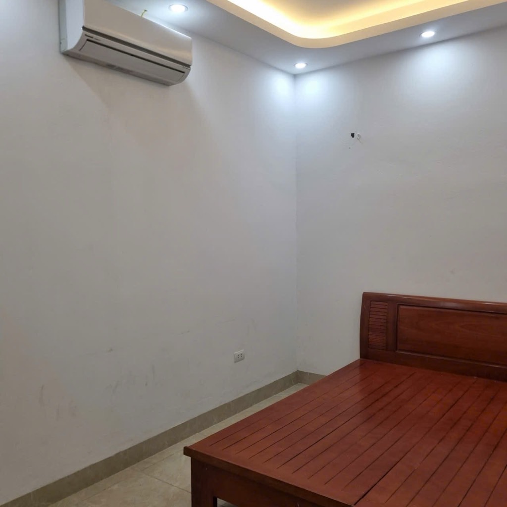 Bán nhà Định Công Hạ - diện tích 80m2 1 tầng - Nhà đẹp có thể lên tầng - giá 2,9 tỷ