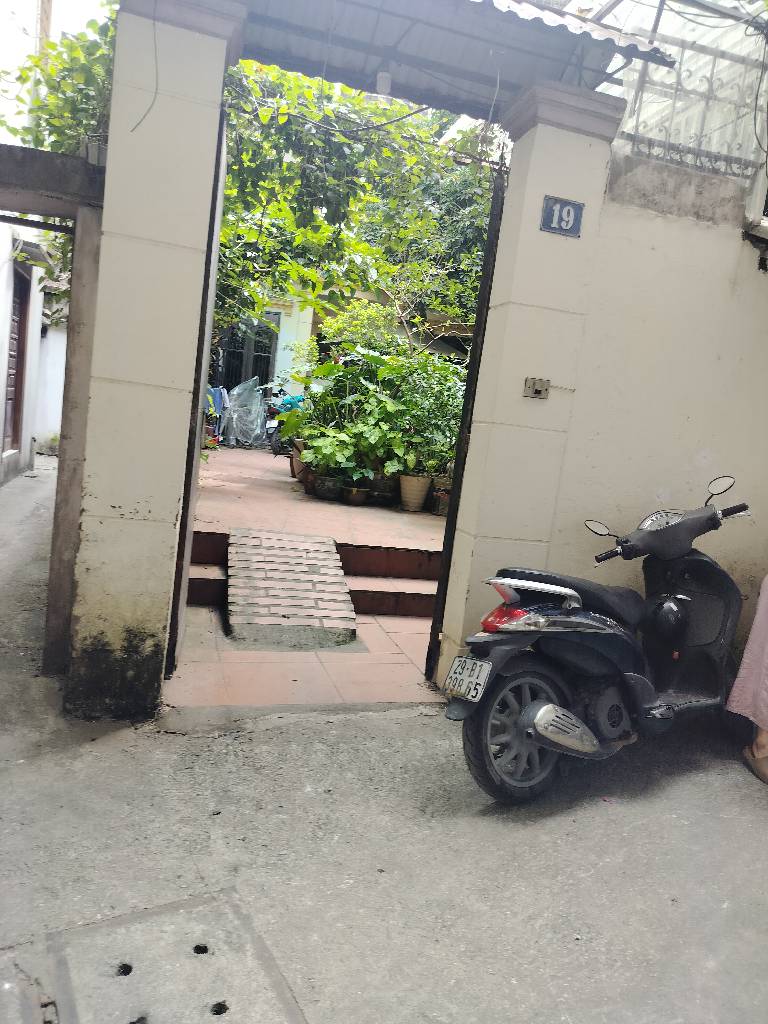 Bán nhà Lương Sử C - diện tích 30m2 1 tầng - Đất ngõ 3 mặt thoáng, gần ô tô - giá 8,2 tỷ