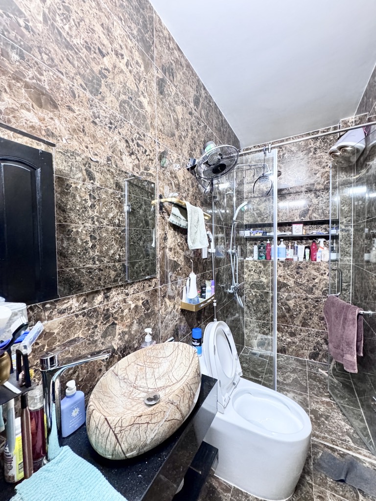 Bán nhà Hoàng Mai - diện tích 62m2 4 tầng - PHÂN LÔ Ô TÔ CHẠY VÒNG QUANH - giá 23,9 tỷ