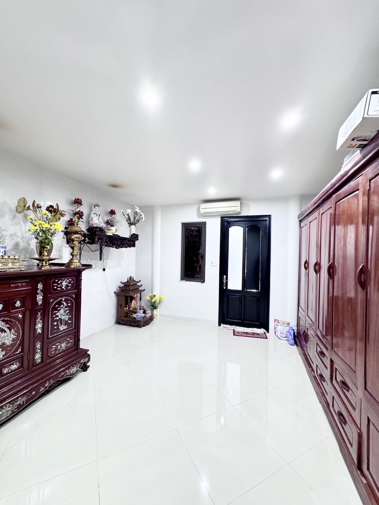 Bán nhà Hoàng Mai - diện tích 62m2 4 tầng - PHÂN LÔ Ô TÔ CHẠY VÒNG QUANH - giá 23,9 tỷ