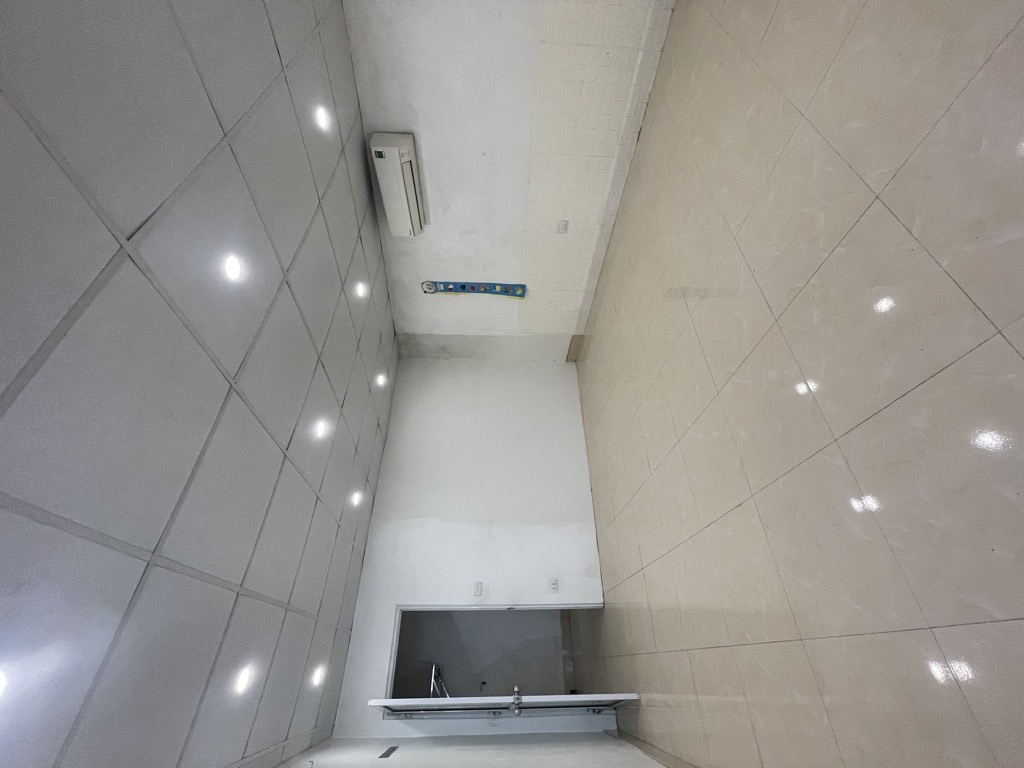 Bán nhà Lĩnh Nam - diện tích 29m2 2 tầng - NHỎ XINH VUÔNG VẮN - giá 2,2 tỷ