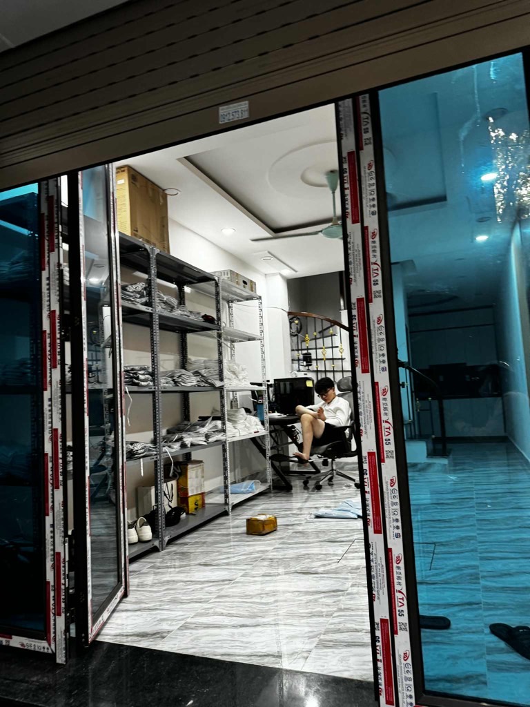 Bán nhà Định Công Thượng - diện tích 33m2 3 tầng - Siêu phẩm giá ngon vừa ở vừa cho thuê - giá 3,15 tỷ