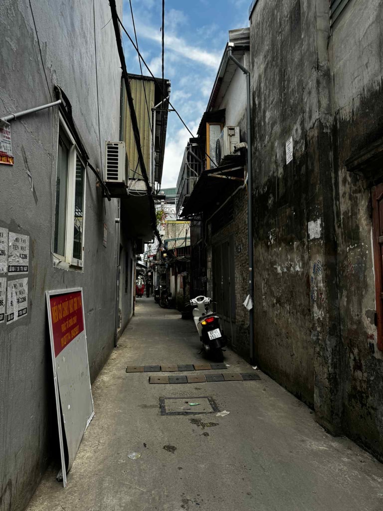 Bán nhà Định Công Thượng - diện tích 33m2 3 tầng - Siêu phẩm giá ngon vừa ở vừa cho thuê - giá 3,15 tỷ