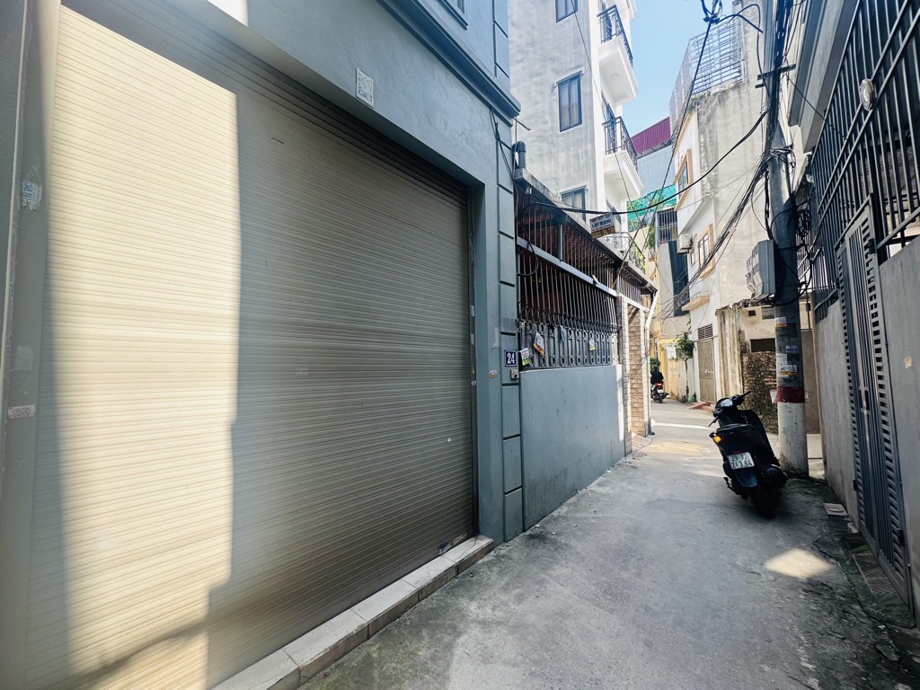 Bán nhà Nam Dư - diện tích 50m2 4 tầng - Ô tô đỗ cửa - giá 8,5 tỷ