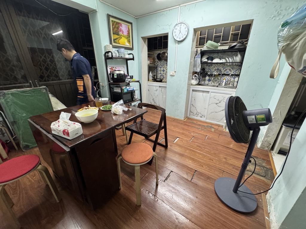 Bán nhà Thái Hà - diện tích 27m2 3 tầng - Ô tô tránh - giá 7,4 tỷ