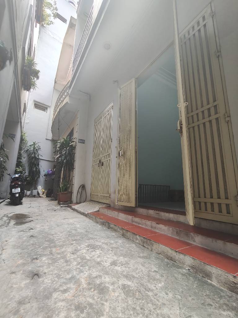 Bán nhà Mình Khai - diện tích 50.9m2 5 tầng - Nhà đẹp gần phố - giá 13,5 tỷ