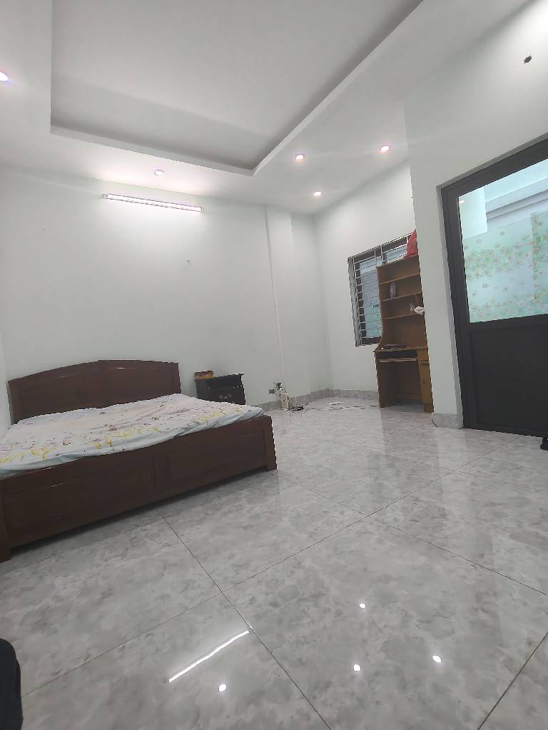 Bán nhà Mình Khai - diện tích 50.9m2 5 tầng - Nhà đẹp gần phố - giá 13,5 tỷ