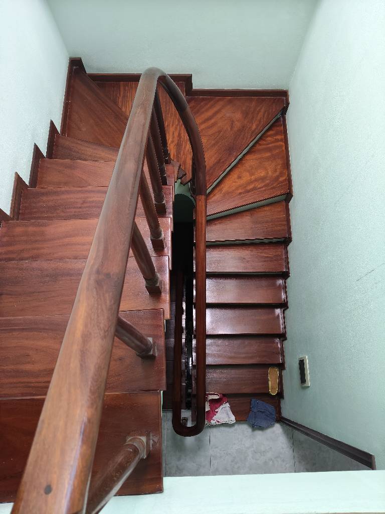 Bán nhà Mình Khai - diện tích 50.9m2 5 tầng - Nhà đẹp gần phố - giá 13,5 tỷ