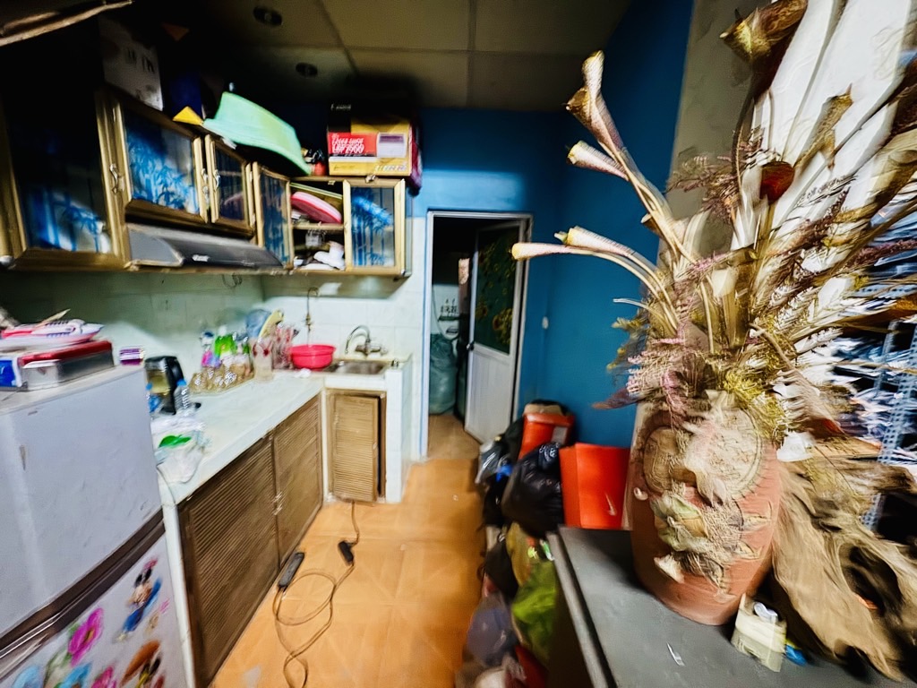 Bán nhà Nguyễn Chính - diện tích 31m2 2 tầng - Nhà cấp 4 gác xép - giá 2,95 tỷ