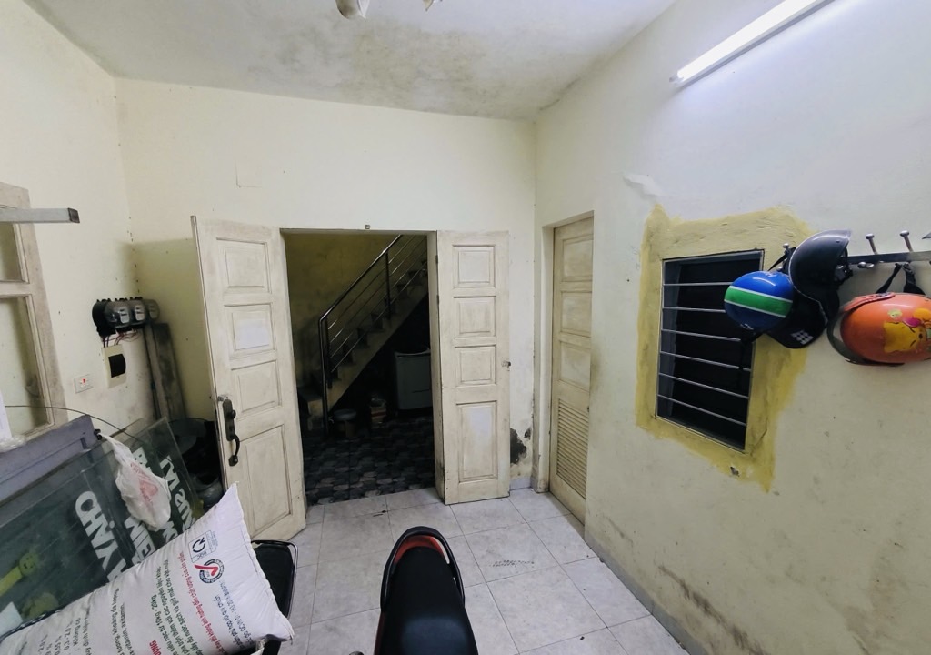 Bán nhà Khâm Thiên - diện tích 44m2 3 tầng - gần phố, tiện kết nối - giá 7,1 tỷ