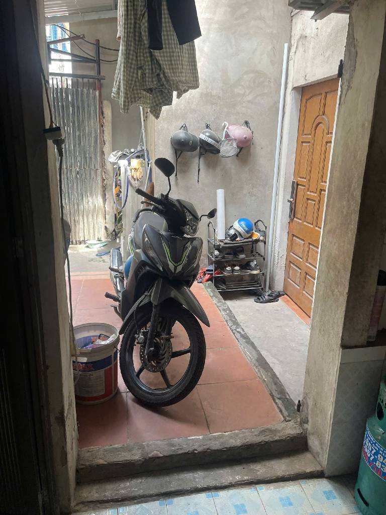 Bán nhà Đại Từ - diện tích 67,2m2 1 tầng - Ngõ nông - giá 6,8 tỷ