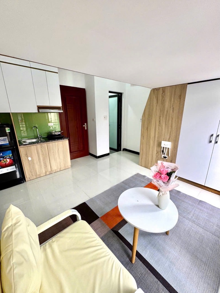 Bán nhà Vương Thừa Vũ - diện tích 50m2 7 tầng - Thang máy, cho thuê 10 phòng - giá 14,5 tỷ