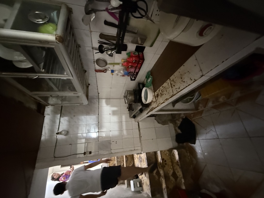 Bán nhà Lãng Yên - diện tích 36,6m2 2 tầng - ô tô tránh - giá 9 tỷ