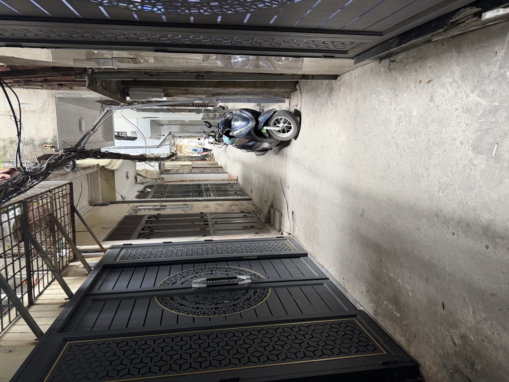 Bán nhà Khâm Thiên - diện tích 59m2 5 tầng - Sổ đỏ chính chủ, có thể bán 1/2 - giá 12,56 tỷ