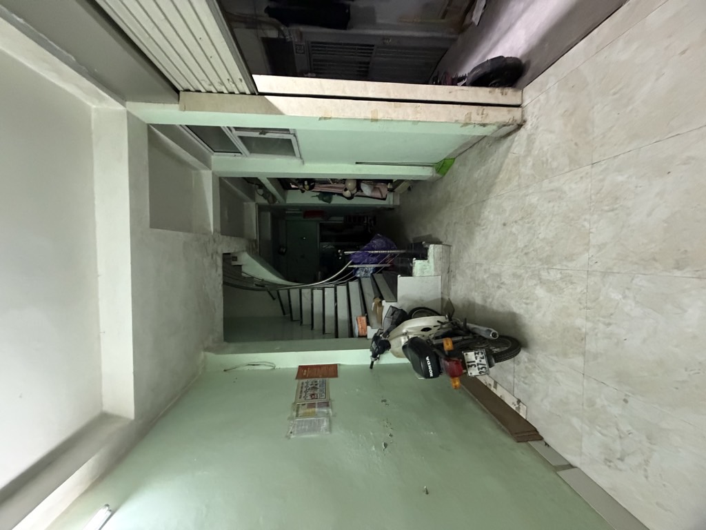 Bán nhà Khâm Thiên - diện tích 59m2 5 tầng - Sổ đỏ chính chủ, có thể bán 1/2 - giá 12,56 tỷ