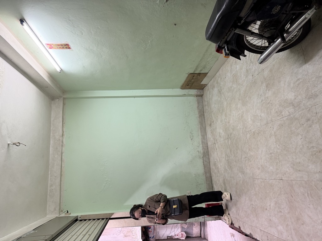 Bán nhà Khâm Thiên - diện tích 59m2 5 tầng - Sổ đỏ chính chủ, có thể bán 1/2 - giá 12,56 tỷ