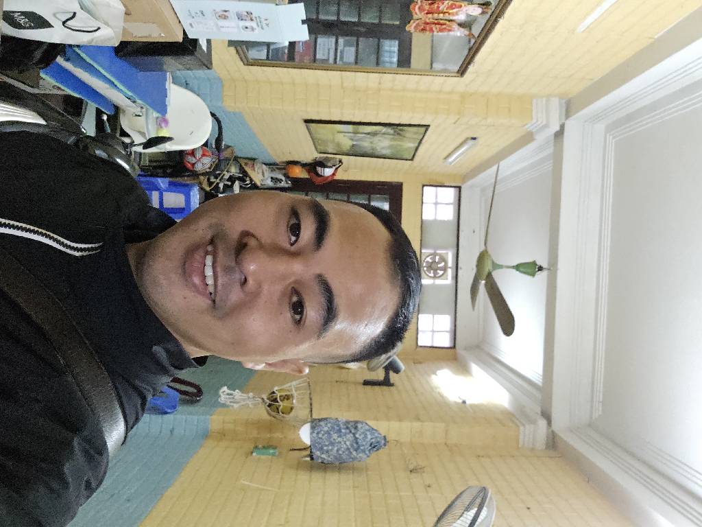 Bán nhà Lương Yên - diện tích 45,5m2 3 tầng - Mặt ngõ rộng, kinh doanh - giá 15 tỷ