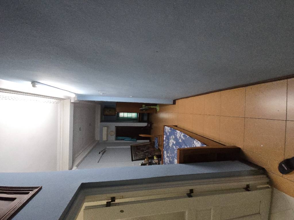 Bán nhà Lương Yên - diện tích 45,5m2 3 tầng - Mặt ngõ rộng, kinh doanh - giá 15 tỷ