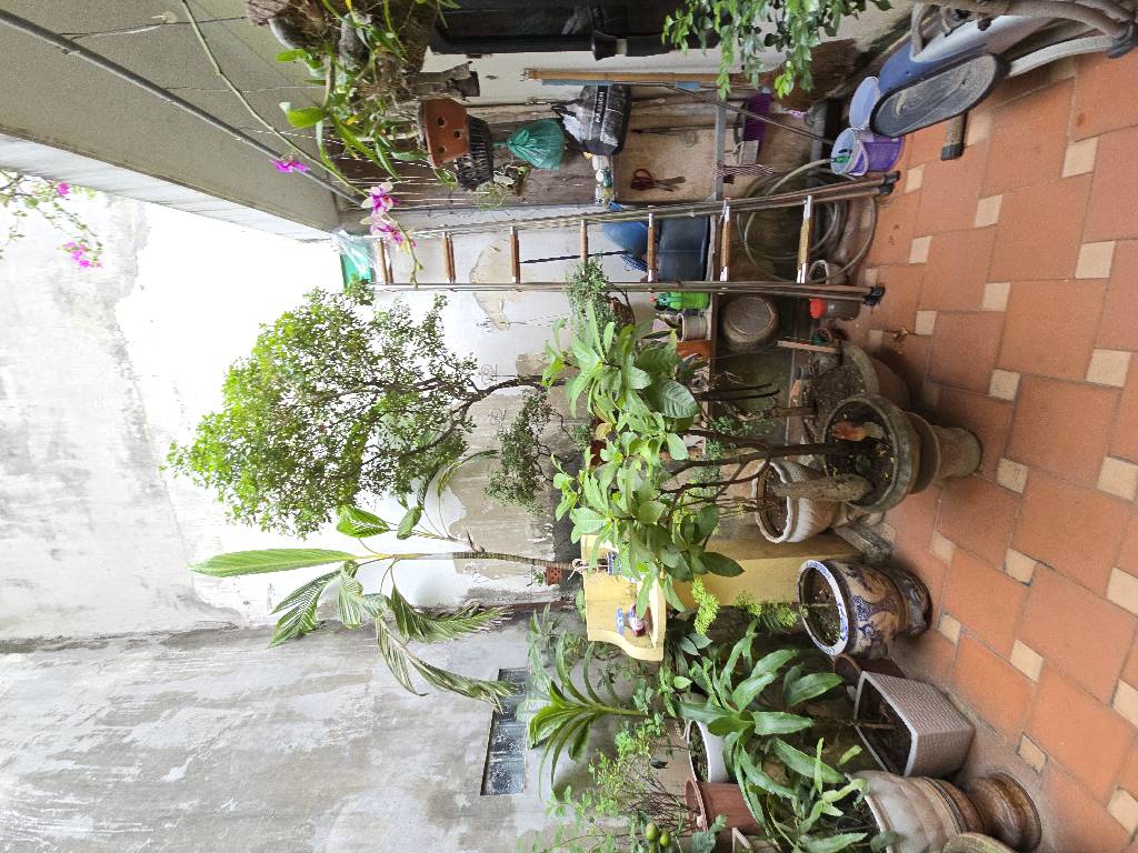 Bán nhà Lương Yên - diện tích 45,5m2 3 tầng - Mặt ngõ rộng, kinh doanh - giá 15 tỷ