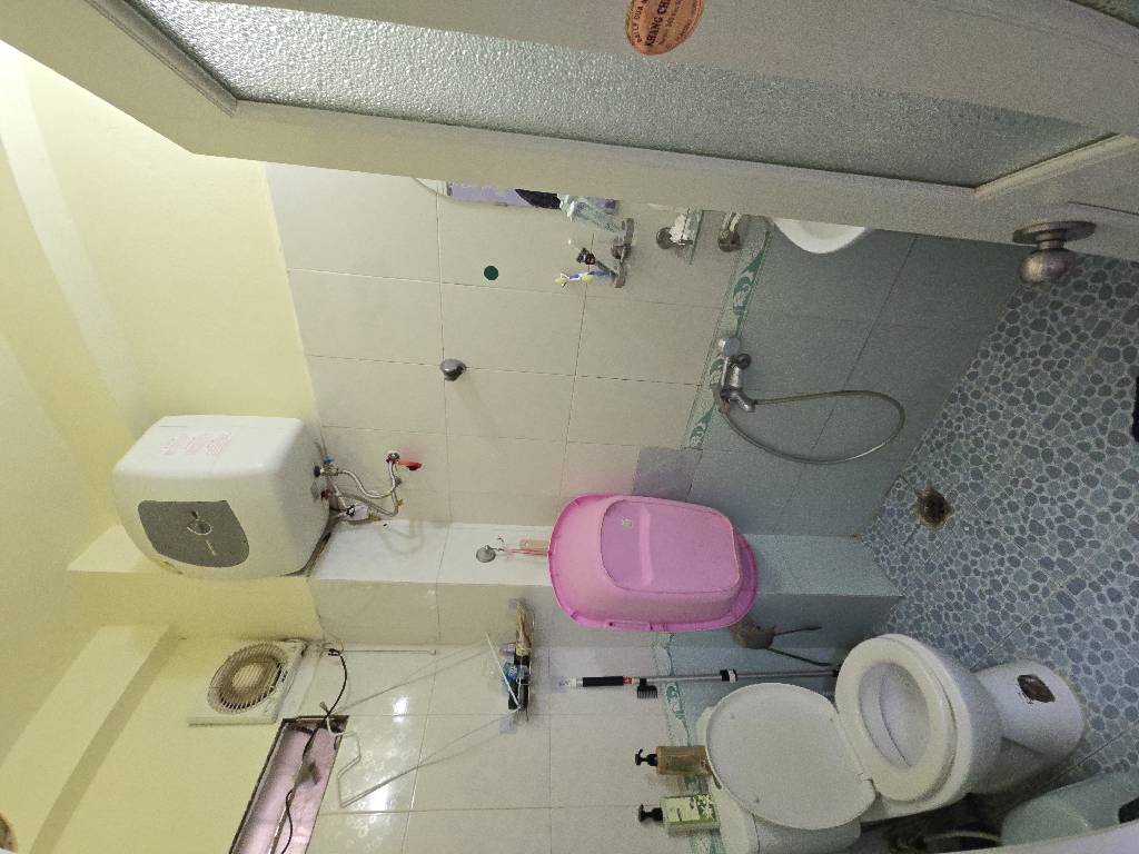 Bán nhà Lương Yên - diện tích 45,5m2 3 tầng - Mặt ngõ rộng, kinh doanh - giá 15 tỷ