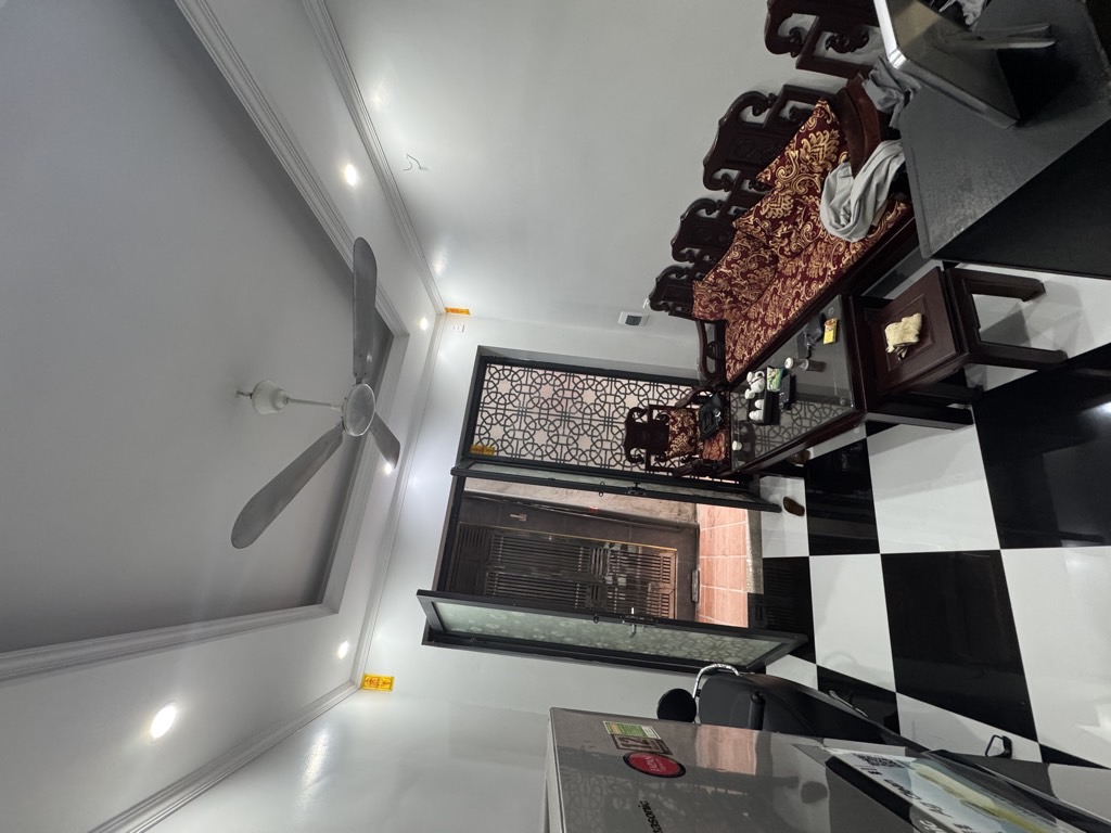 Bán nhà ngõ 183A Lĩnh Nam - 20m2 4 tầng - gần ô tô, bãi gửi xe cạnh nhà - giá 5,3 tỷ Bán nhà ngõ 183A Lĩnh Nam - 20m2 4 tầng - gần ô tô, bãi gửi xe cạnh nhà - giá 5,3 tỷ