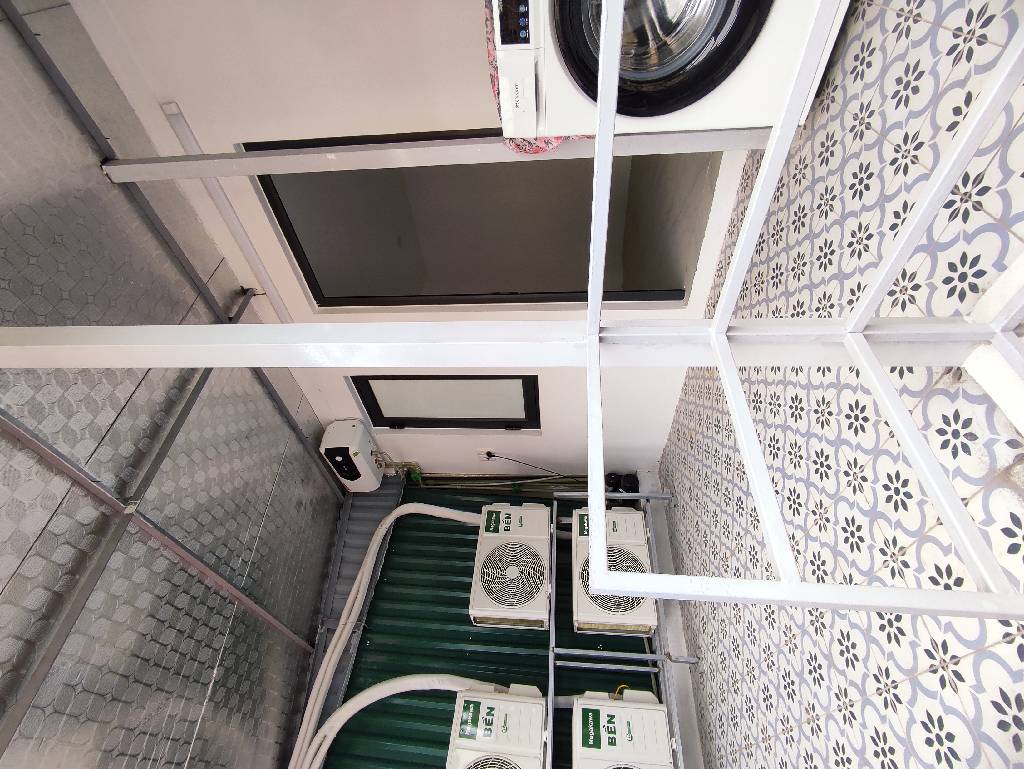 Bán nhà Minh Khai - diện tích 18m2 5 tầng - Nhà ở luôn, full nội thất - giá 5,3 tỷ