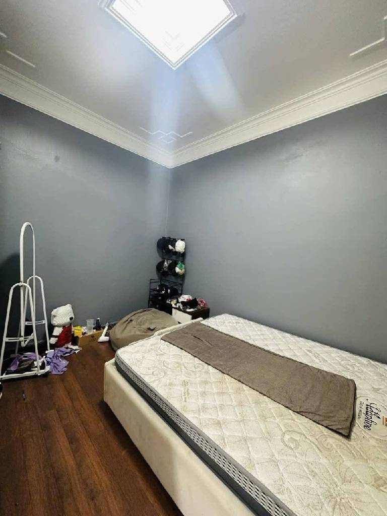 Bán nhà Tôn Thất Tùng - diện tích 57m2 3 tầng - Mặt ngõ thông - giá 13,7 tỷ