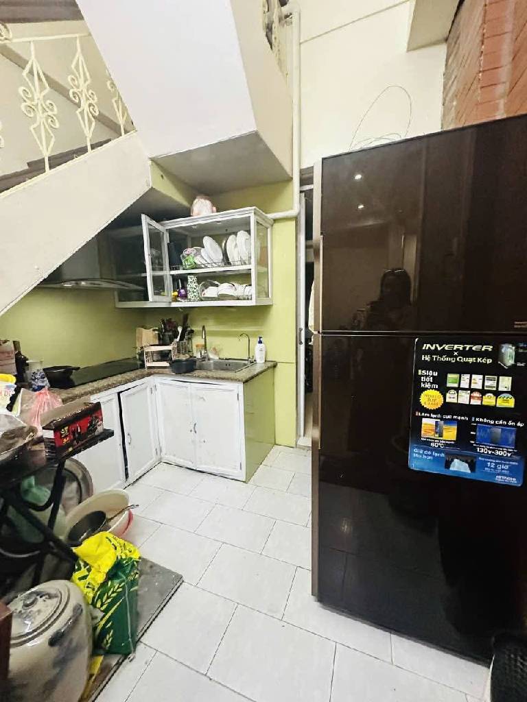 Bán nhà Tôn Thất Tùng - diện tích 57m2 3 tầng - Mặt ngõ thông - giá 13,7 tỷ