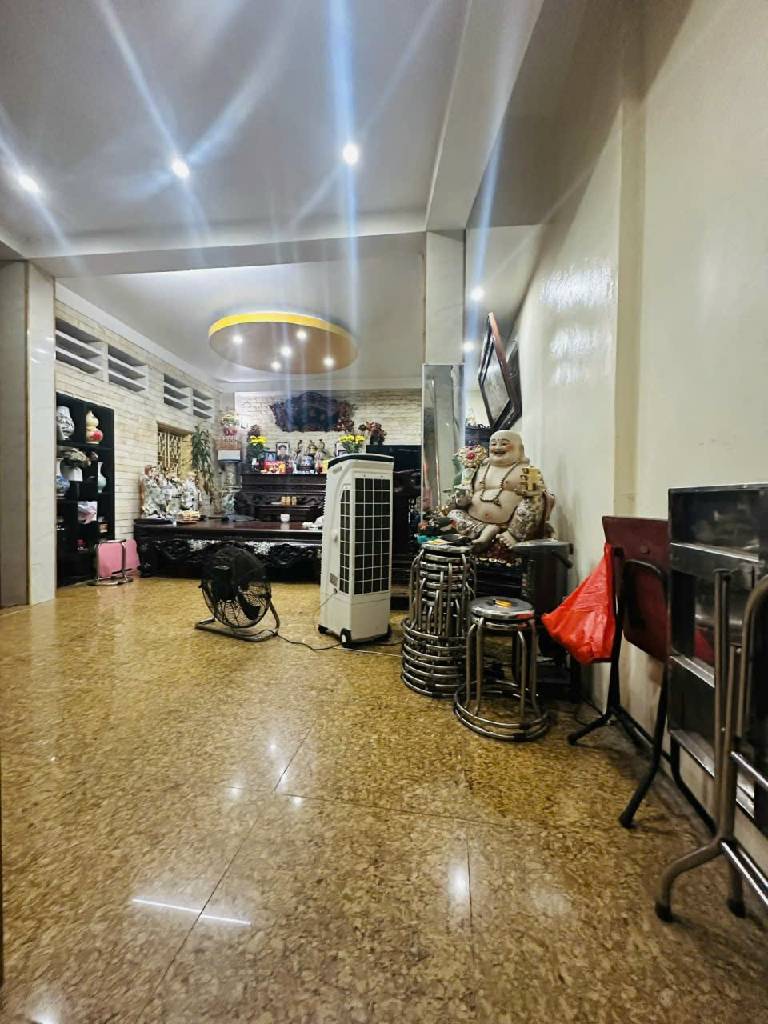 Bán nhà Tôn Thất Tùng - diện tích 57m2 3 tầng - Mặt ngõ thông - giá 13,7 tỷ