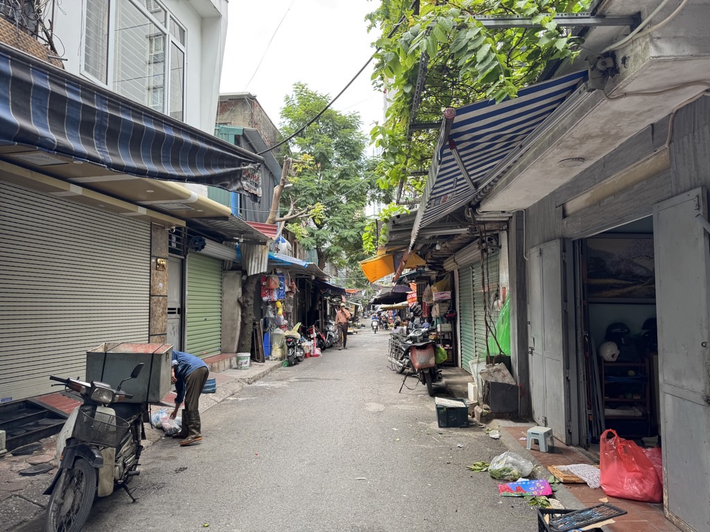 Bán nhà Thái Hà - diện tích 27m2 3 tầng - Ô tô tránh - giá 7,4 tỷ